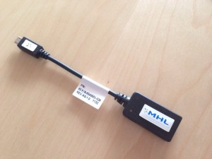 microUSB - HDMI 変換アダプタ