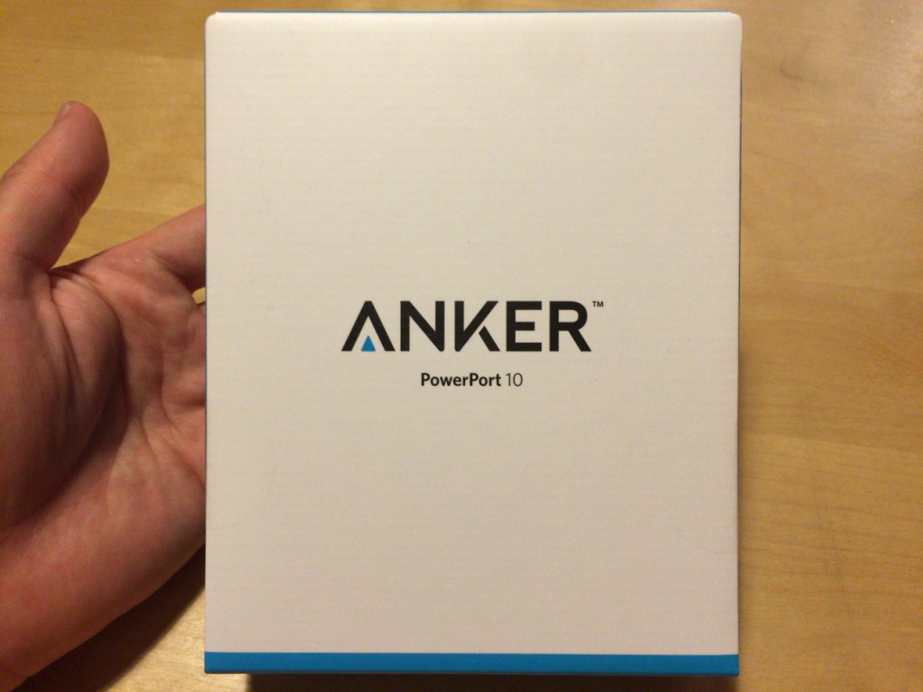 Anker PowerPort 10の化粧箱